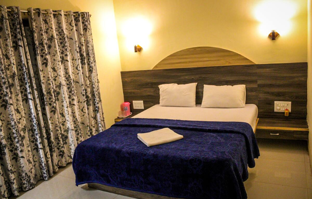 Golden Spring Villa Room Picture